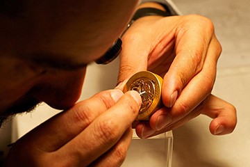 青岛劳力士表偷停官方售后维修