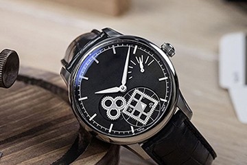 青岛劳力士手表不走了售后维修