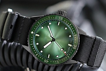 青岛劳力士机械表越走越快