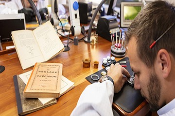 青岛劳力士手表偷停了官方售后