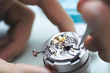 青岛劳力士手表走慢售后维修